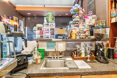 5203 Pacific Coast Hwy, Long Beach, CA 90804 - Photo 23