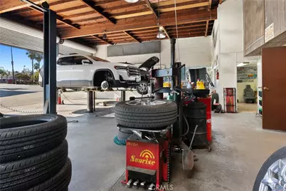 2648 Cherry Avenue, Signal Hill, CA 90755 - Photo 13