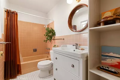 1023 E 1st Street #19, Long Beach, CA 90802 - Photo 17