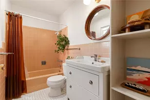 1023 E 1st St, Long Beach, CA 90802 - Photo 17