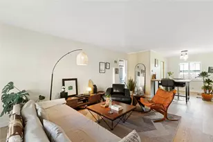 1023 E 1st St, Long Beach, CA 90802 - Photo 5