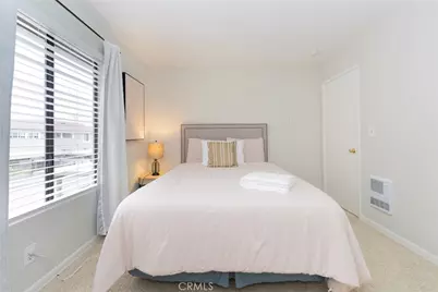 306 Streamwood, Irvine, CA 92620 - Photo 3