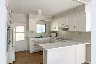 80 Huntington Street #707, Huntington Beach, CA 92648 - Photo 7