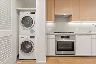 877 Francisco St, Los Angeles, CA 90017 - Photo 19