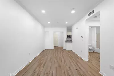 3131 Watermarke Place, Irvine, CA 92612 - Photo 3