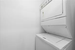 3131 Watermarke Pl, Irvine, CA 92612 - Photo 9