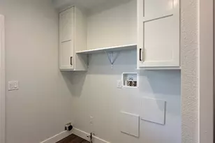 19361 Brookhurst St, Huntington Beach, CA 92646 - Photo 37