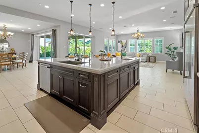 117 Cruiser, Irvine, CA 92618 - Photo 3