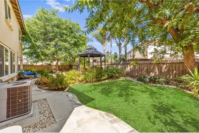 27080 Sapphire Street, Menifee, CA 92584 - Photo 11