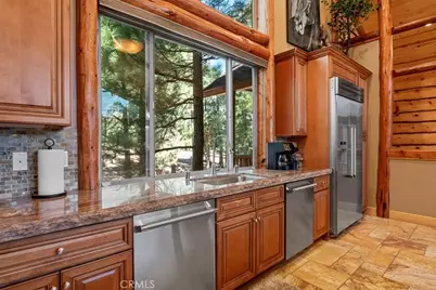 1020 Heritage Trl, Big Bear City, CA 92314 - Photo 11