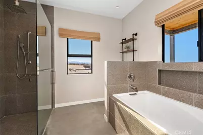 7190 Lawrence Avenue, Joshua Tree, CA 92252 - Photo 17