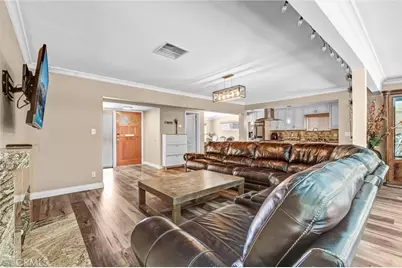 8544 Saloma Avenue, Panorama City, CA 91402 - Photo 15