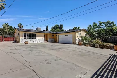 8544 Saloma Avenue, Panorama City, CA 91402 - Photo 3