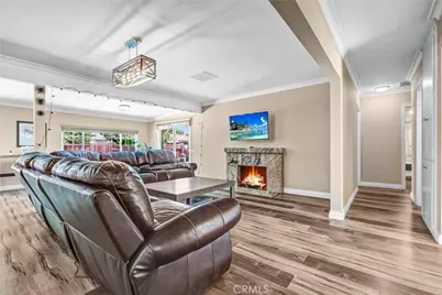 8544 Saloma Avenue, Panorama City, CA 91402 - Photo 13