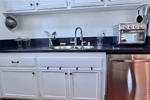 16408 Vista Roma Cir, Huntington Beach, CA 92649 - Photo 13