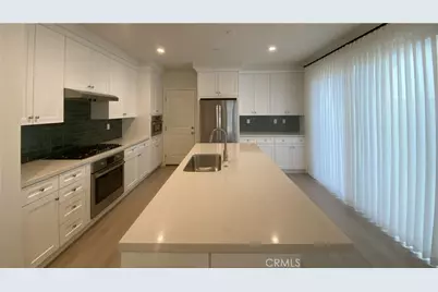 110 Sunnyside, Irvine, CA 92618 - Photo 7