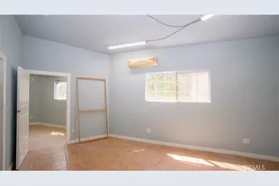 5618 Venice Boulevard, Los Angeles, CA 90019 - Photo 11