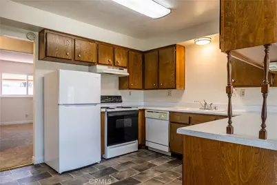 9924 Cedar Street, Bellflower, CA 90706 - Photo 11