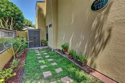 25712 Le Parc #7, Lake Forest, CA 92630 - Photo 11