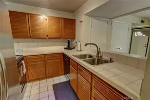 25712 Le Parc, Lake Forest, CA 92630 - Photo 17