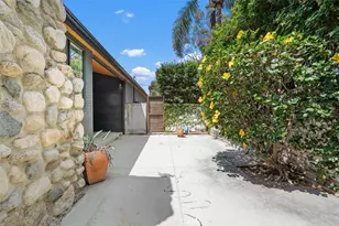 27353 Pacific Coast Hwy, Malibu, CA 90265 - Photo 11