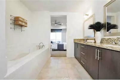 21 Gramercy #421, Irvine, CA 92612 - Photo 11