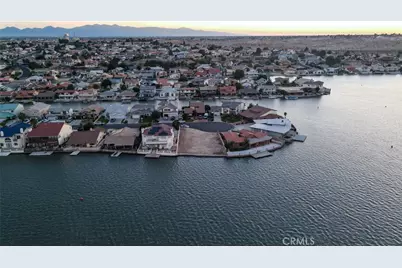 18091 Mariner Drive, Victorville, CA 92395 - Photo 9