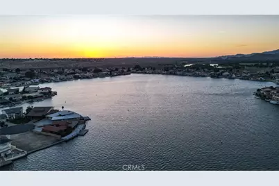 18091 Mariner Drive, Victorville, CA 92395 - Photo 15