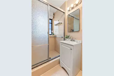 800 E Ocean Boulevard #201, Long Beach, CA 90802 - Photo 17