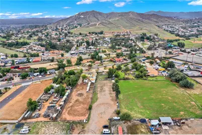 7081 Valley Way, Jurupa Valley, CA 92509 - Photo 9