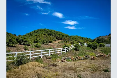 45100 La Cruz Drive, Temecula, CA 92590 - Photo 9
