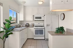 330 34th Pl, Manhattan Beach, CA 90266 - Photo 15