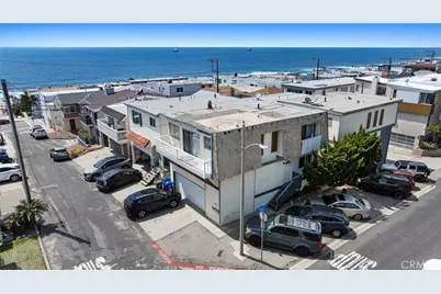 330 34th Place, Manhattan Beach, CA 90266 - Photo 1