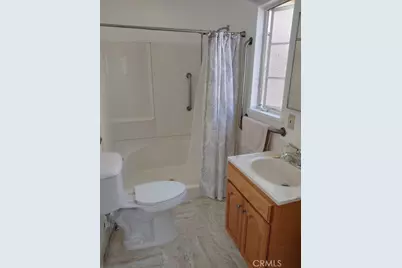 13636 Garfield Avenue, South Gate, CA 90280 - Photo 9