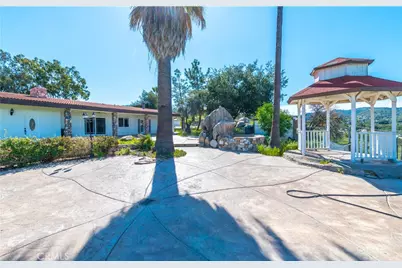 32375 Sage Road, Hemet, CA 92544 - Photo 5