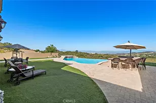 38150 Via Huerta, Murrieta, CA 92562 - Photo 27