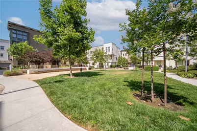 134 Acamar, Irvine, CA 92618 - Photo 33