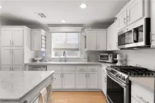 304 Lexington Cir, Newport Beach, CA 92660 - Photo 17