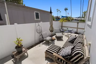 304 Lexington Circle, Newport Beach, CA 92660 - Photo 23