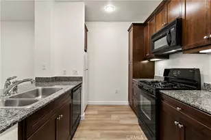 1106 Scholarship, Irvine, CA 92612 - Photo 5