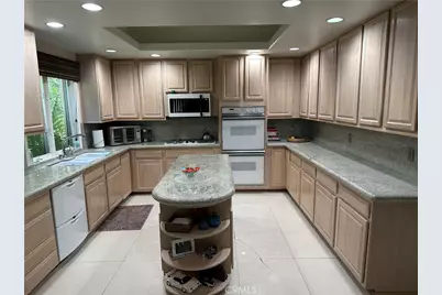 4377 Saltillo Street, Woodland Hills, CA 91364 - Photo 7