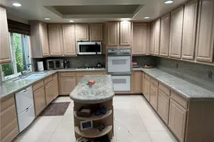 4377 Saltillo St, Woodland Hills, CA 91364 - Photo 7