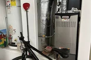 4377 Saltillo St, Woodland Hills, CA 91364 - Photo 17