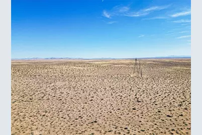 1000 Roy Street, Hinkley, CA 92347 - Photo 5