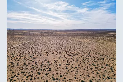 1000 Roy Street, Hinkley, CA 92347 - Photo 9