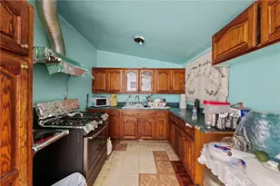 526 Nottingham Ave, Santa Ana, CA 92703 - Photo 11