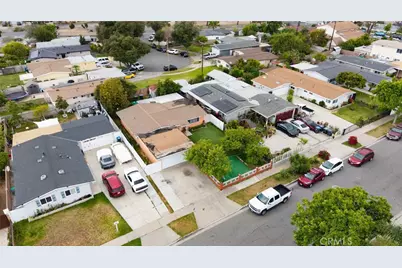 526 Nottingham Avenue, Santa Ana, CA 92703 - Photo 35