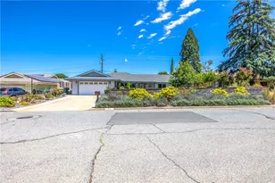 384 Sandalwood Dr, Calimesa, CA 92320 - Photo 39