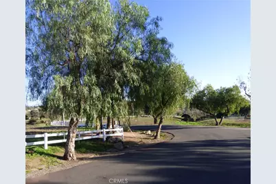 23685 Tapatia Road, Homeland, CA 92548 - Photo 19