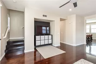 11 Travis Rd, Buena Park, CA 90621 - Photo 15